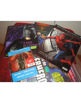 Tres libros por 1,25, mas un genial metal.
