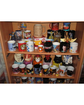 Otro de mis vicios, tazas frikonas.