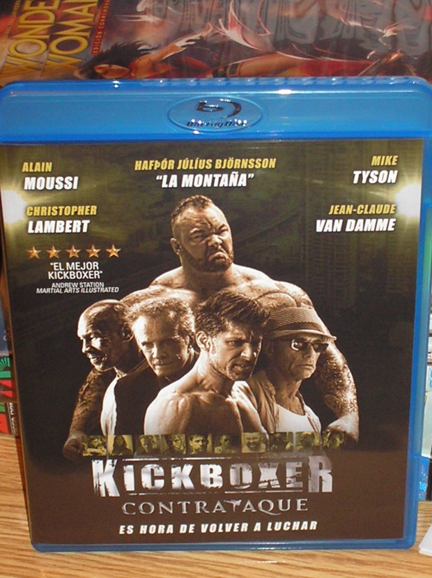 Kickboxer Contrataque, portada reversible. 