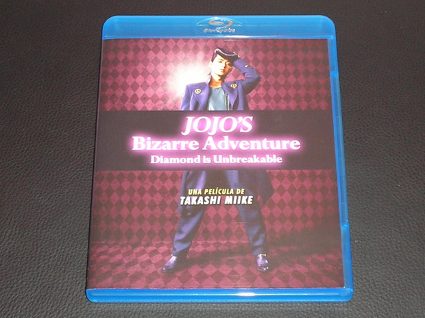 Portada reversible de "Jojos's Bizarre Adventure" imagen real.