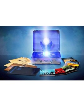 "RIMOWA" Demanda a "MARVEL" por utilizar una copia del maletín