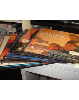 Lote de LaserDisc que compré en una tienda.