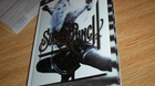 Premium-frances-sucker-punch-foto-2-c_s