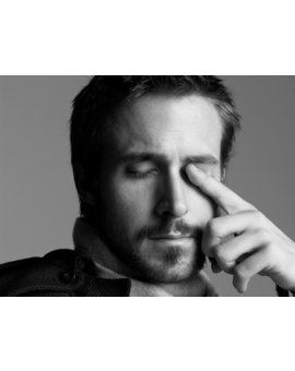 "Ryan Gosling" se pasa a la dirección con "How to Catch a Monster"