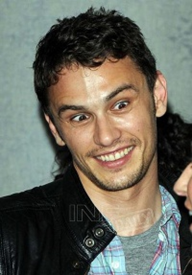 Sam Raimi no ha querido ver 'The Amazing Spider-Man', y a James Franco le parece una basura 