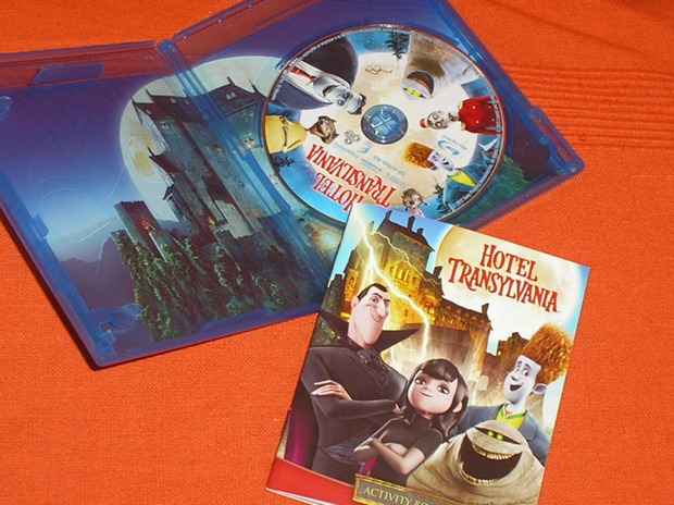 "Hotel Transilvania" Edición fnac, cuadernillo actividades. Foto 3.