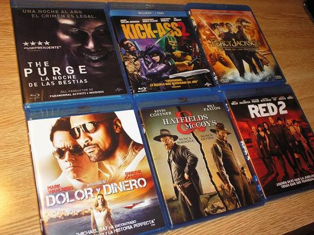 Compras fnac 3x2 mas 5% socio mas 15% adiciónal póstal mas 2 vales 5 euros XD.