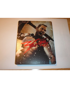 Como no podía ser de otra forma, el steelbook de 300.