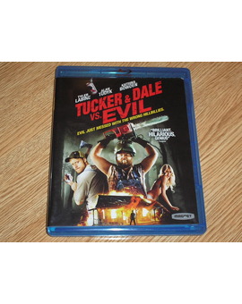 La comprarán en DVD (español) o optarán por comprarla de importación en bluray?