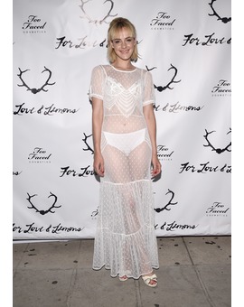 Jena Malone firma para 5 películas DC
