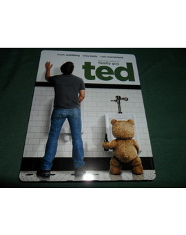 REPORTAJE: Ted - Steelbook (04/10)