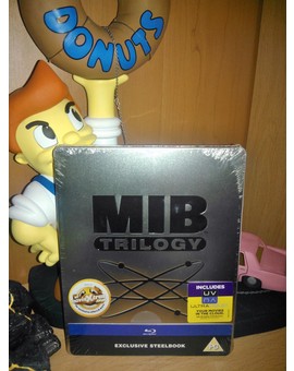 Men In Black Trilogy: Steelbook - Zavvi.es (10/05/2014)