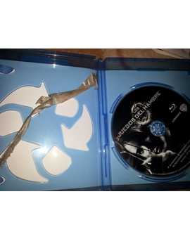 ¿Es normal encontrarme esto dentro de un Amaray?