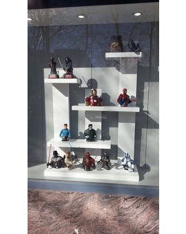 Merchandising vario: En una tienda de Fuenlabrada
