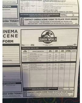 En los cines habrá publicidad de la pelicula en los vasos de cocacola, palomiteros e incluso patatas de dinosaurios y cajas para las palomitas, etc en los cines durante JURASSIC WORLD