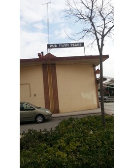 Mirad lo que me he encontrado hoy cuando iba andando por la calle 1/2