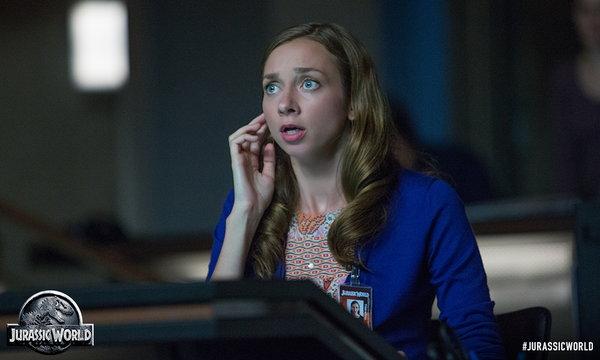 Primera foto oficial de Lauren Lapkus en su papel en Jurassic World