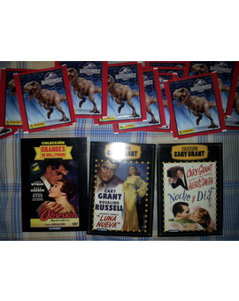 Obsesión + Luna Nueva + Noche y día + Cromos Jurassic World