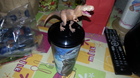 Jurassic-world-vaso-de-regalo-con-el-menu-de-cinesa-c_s