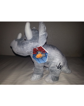 Peluche Triceratops Jurassic World 2/4 (Gracias a Albertronik por el aviso)