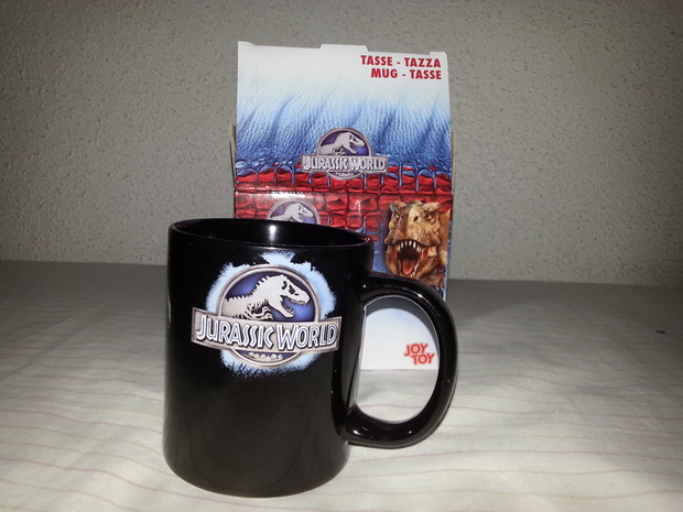 Taza Jurassic World 2/2