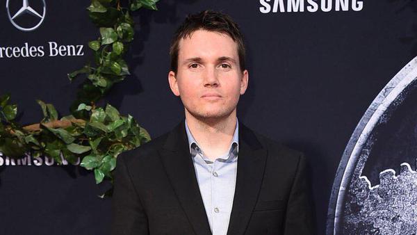 El co-guionista de #JurassicWorld @connollyderek confirmado para 'Kong: Skull island' !!! 