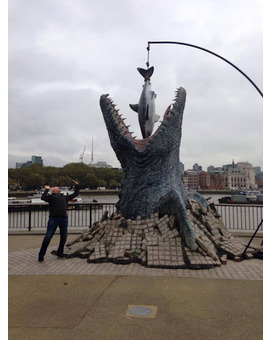 Foto del día: Un Mosasaurus en Londres por ‘Jurassic World’