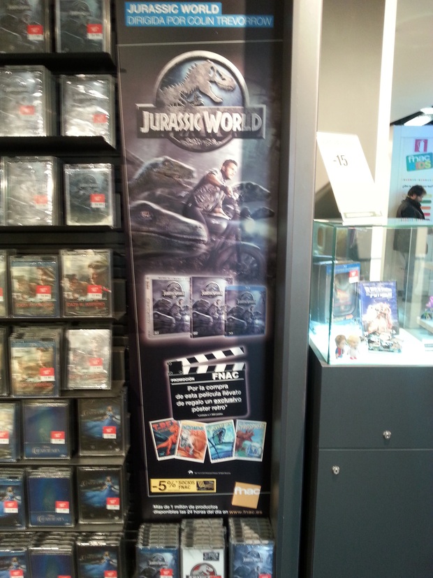Promoción Fnac gratis posters Retros de Jurassic World