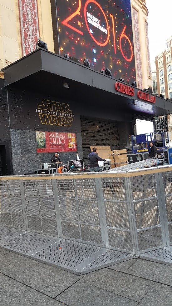Cines Callao de Madrid esta misma mañana: Foto tirada por mí 1/2