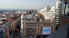 Vistas-desde-lo-alto-de-el-corte-ingles-de-sol-en-madrid-en-la-ultima-planta-de-gourmet-viendo-como-la-fuerza-domina-la-ciudad-2-2-c_s