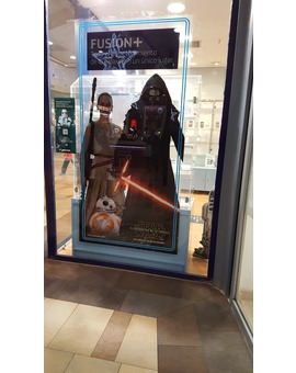 Mola la publicidad de Star Wars en las tiendas Movistar