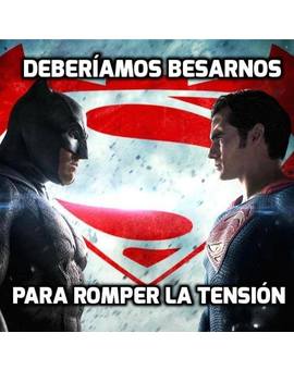 Y comienzan los memes del nuevo poster...