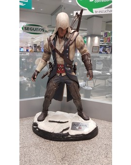 Los Assassins comienzan a prepararse para el proximo estreno de la peli en el corte ingles de nuevos ministerios...