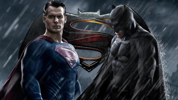 ¿Que traje os gusta mas, el de Batman o el de Superman?