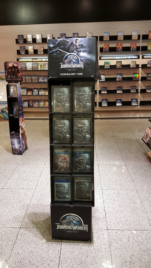 Estos Stand, ¿Los devuelven las tiendas a sus proveedores o directamente los tiran?