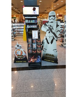 Tremenda la publicidad de Star Wars en las tiendas