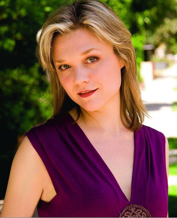 así luce la niña protagonista de Jurassic Park