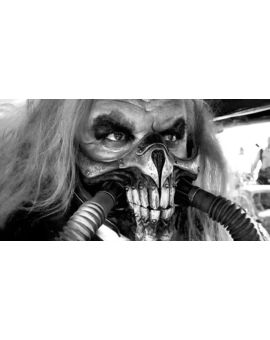En septiembre llega 'Black and Chrome', la versión en blanco y negro de 'Mad Max: Furia en la carretera'