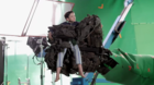 El-making-of-de-un-monstruo-viene-a-verme-la-realidad-del-hombre-arbol-c_s