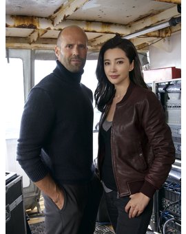 Primera imagen oficial de Meg (megalodon) con Jason Statham y Li Bingbing