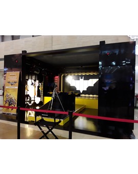 ‘Batman: La LEGO película’: La Batcueva abre sus puertas en el centro comercial Parquesur