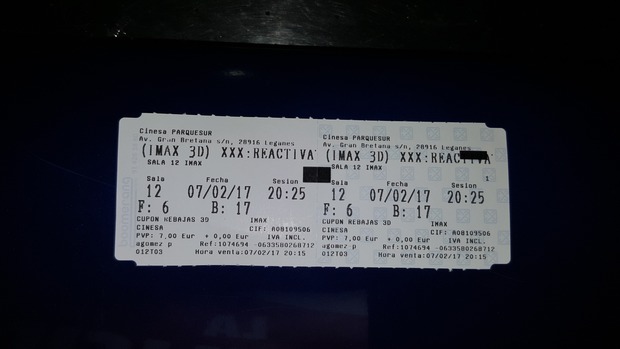XXX Reactivated: Mi Critica y mi Entrada. Nota 5.5/10. Como una hamburguesa de Mc Donalds