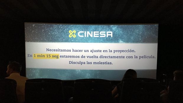 Guerra twittera entre Warner y Cinesa por el trailer de Rey Arturo