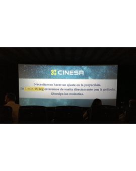 Guerra twittera entre Warner y Cinesa por el trailer de Rey Arturo
