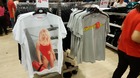Camisetas-de-los-vigilantes-de-la-playa-en-primark-a-4-euros-c_s