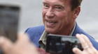 Arnold-schwarzenegger-lo-tiene-claro-algunas-de-mis-peliculas-eran-para-tirarlas-por-el-retrete-c_s