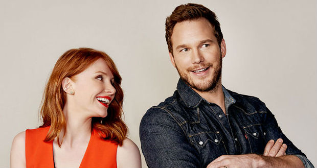 Bryce Dallas Howard y Chris Pratt homenajean una de las escenas mas famosas de Jurassic Park en este divertidisimo video + Adelanto 4 del trailer de Jurassic World El Reino Caido + 3 Vídeos con las entrevistas realizadas anoches a Bryce y Chris + Fotos