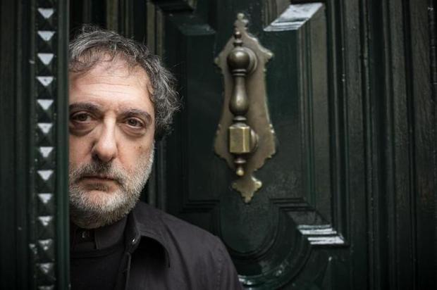 Globomedia ficha a Javier Olivares para desarrollar en exclusiva sus proyectos de ficción ¿Adiós al Ministerio del Tiempo?.
