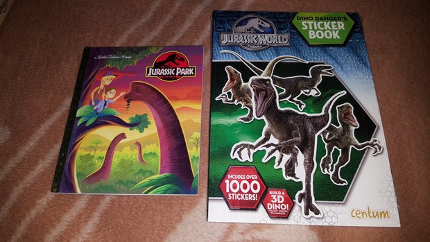 Jurassic Park A Little Golden Book + Jurassic World Sticker Book: Mi Compra 28-02-2018