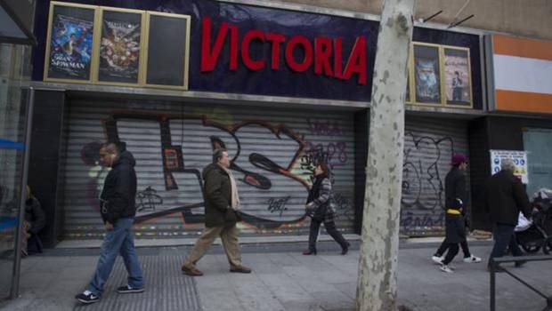 Un «súper» derrota a los cines Victoria